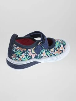 Kiabi -Kiabi ballerines fermees en toile bleu aeb27 1 frb2
