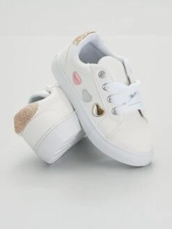 Baskets Blanches Avec Empiècements Coeurs