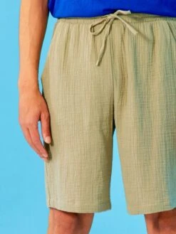 Bermuda En Gaze De Coton Uni 11 Bermuda En Gaze De Coton Uni -Kiabi bermuda en gaze de coton uni gris vert aby18 2 frb4