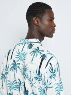 Chemise Fluide Et Légère à Motifs