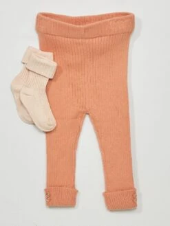 Legging + Chaussettes En Maille Côtelée