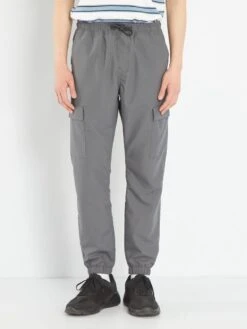 Pantalon Droit Avec Poches Cargos -Kiabi pantalon droit avec poches cargos gris amd62 3 frb4