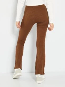 Pantalon Flare/bootcut En Maille Côtelée -Kiabi pantalon flarebootcut en maille cotelee marron zj390 2 frb3