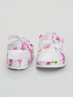 Sandales à Motif Fleuri -Kiabi sandales a motif fleuri fuchsia ale11 1 frb3