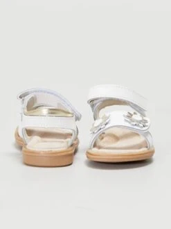 Sandales à Scratchs En Cuir -Kiabi sandales a scratchs en cuir blanc ale08 1 frb3