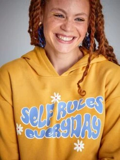 Sweat à Capuche Style Hippie -Kiabi sweat a capuche style hippie moutarde zj840 3 frb5 1