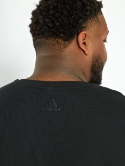 T-shirt à Col Rond 'adidas' -Kiabi t shirt a col rond adidas noir aau26 1 frb5 1
