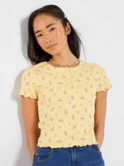 T-shirt Côtelé Imprimé -Kiabi t shirt cotele imprime jaune aad22 6 frb5 1