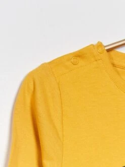 T-shirt Facile à Enfiler 'Jurassic World' -Kiabi t shirt facile a enfiler jurassic world jaune zf064 1 frb6