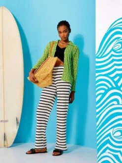 Tee-shirt Crop Top Avec Twist Devant 6 Tee-shirt Crop Top Avec Twist Devant -Kiabi tee shirt crop top avec twist devant noir arr04 1 frb2